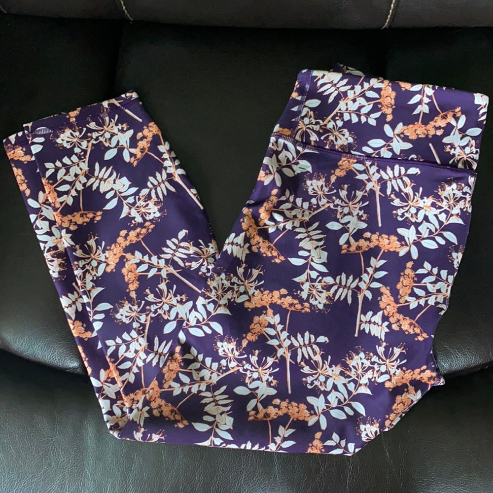 NWT Fabletics PowerHold Leggings